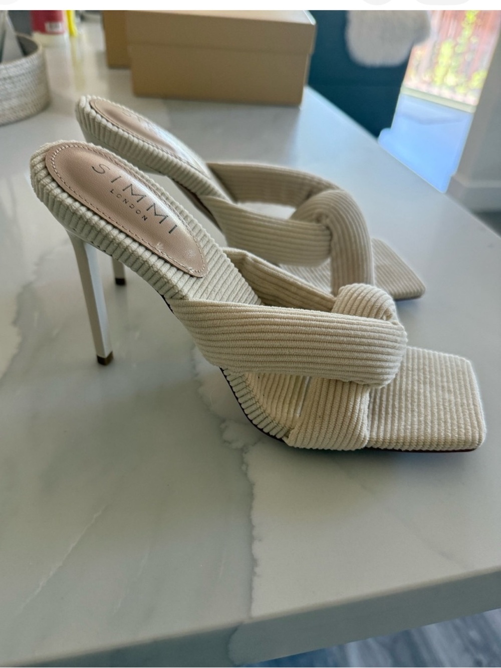 Simmi London Elodie Stone Corduroy Mule Heels | Size 7 | Never Worn